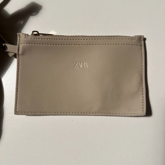 Zara women's small shoulder bag soft cream leather PU, used in good condition - Picture 4 of 6